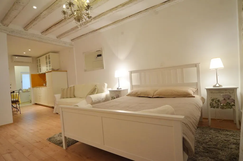 Apartment Studios Villa Rossella 4 Rovinj Kroatien